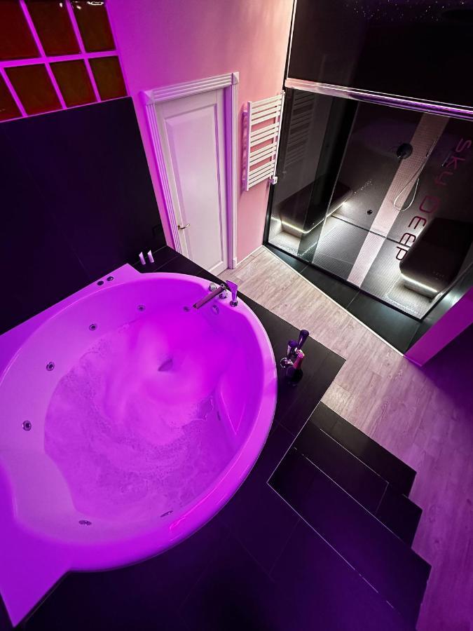 Sky Deep Jacuzzi 30 Floor Διαμέρισμα Κλαϊπέντα Εξωτερικό φωτογραφία