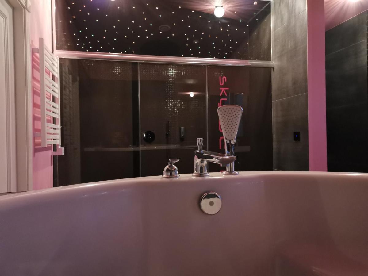 Sky Deep Jacuzzi 30 Floor Διαμέρισμα Κλαϊπέντα Εξωτερικό φωτογραφία